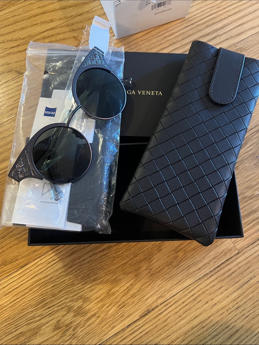Bottega Veneta ruthenium Round Sunglasses brand new in box